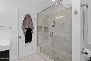 2502 E North Ln, Phoenix, AZ 85028 - Photo 26