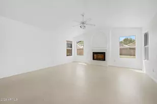 451 W Mendoza Cir, Mesa, AZ 85210 - Photo 8