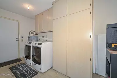 10888 W Emerald Drive, Sun City, AZ 85351 - Photo 12