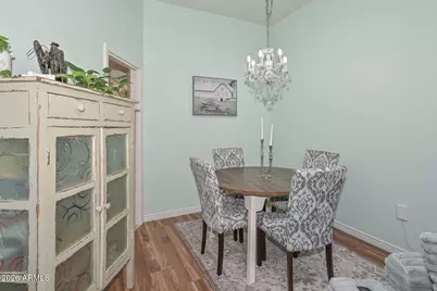 10888 W Emerald Drive, Sun City, AZ 85351 - Photo 6