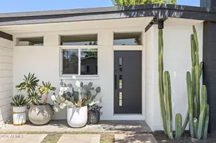 3402 E Sells Dr, Phoenix, AZ 85018 - Photo 1