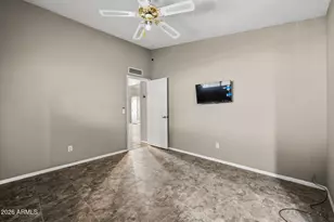 401 E Oraibi Dr, Phoenix, AZ 85024 - Photo 8