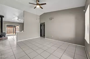 401 E Oraibi Dr, Phoenix, AZ 85024 - Photo 2