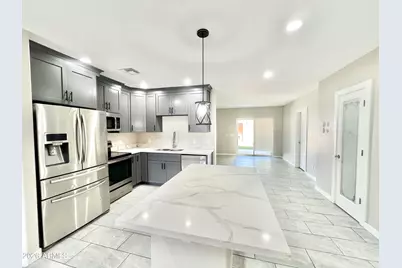 5211 N 8th Place, Phoenix, AZ 85014 - Photo 6