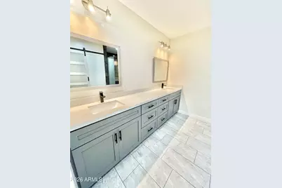 5211 N 8th Place, Phoenix, AZ 85014 - Photo 14