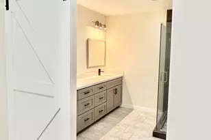 5211 N 8th Pl, Phoenix, AZ 85014 - Photo 12