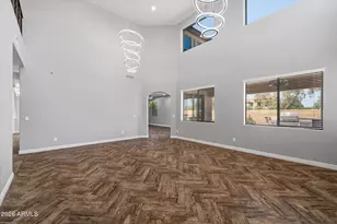 23306 N 40th Pl, Phoenix, AZ 85050 - Photo 10