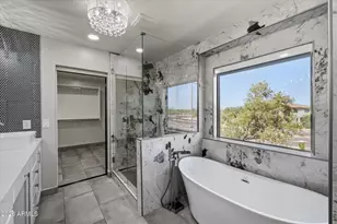 23306 N 40th Pl, Phoenix, AZ 85050 - Photo 8