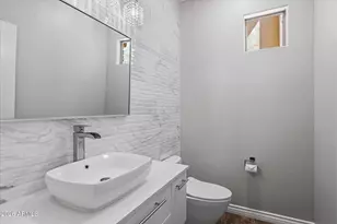 23306 N 40th Pl, Phoenix, AZ 85050 - Photo 32