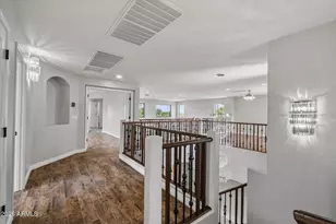 23306 N 40th Pl, Phoenix, AZ 85050 - Photo 4