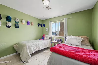2529 N 40th Avenue, Phoenix, AZ 85009 - Photo 14