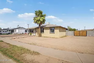 2529 N 40th Ave, Phoenix, AZ 85009 - Photo 2