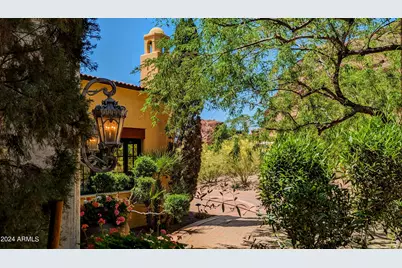 4836 E White Gates Drive, Phoenix, AZ 85018 - Photo 20