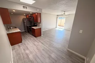 6527 N 67th Ave, Glendale, AZ 85301 - Photo 6