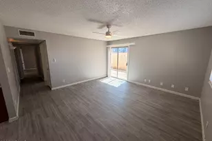 6527 N 67th Ave, Glendale, AZ 85301 - Photo 2