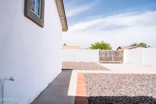 15861 N 20th St, Phoenix, AZ 85022 - Photo 18