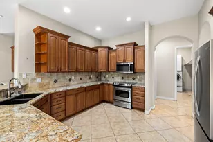 6528 N 171st Ln, Waddell, AZ 85355 - Photo 16