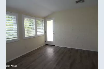 10437 W Cheryl Drive, Sun City, AZ 85351 - Photo 4