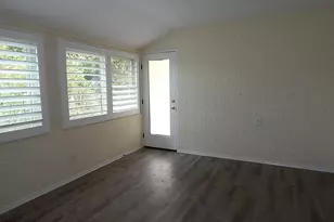 10437 W Cheryl Dr, Sun City, AZ 85351 - Photo 4