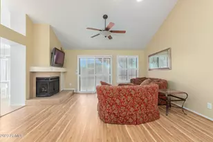 7961 E Joshua Tree Ln, Scottsdale, AZ 85250 - Photo 10