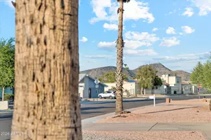 3017 W Sahuaro Dr, Phoenix, AZ 85029 - Photo 6