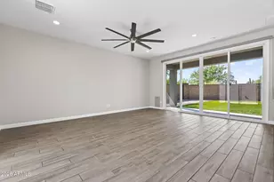 2004 E Park View Ln, Phoenix, AZ 85024 - Photo 10