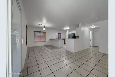 11595 W Holly Street, Avondale, AZ 85392 - Photo 12
