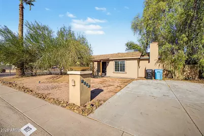 8117 N 30th Drive, Phoenix, AZ 85051 - Photo 8