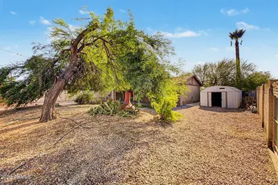8117 N 30th Drive, Phoenix, AZ 85051 - Photo 20