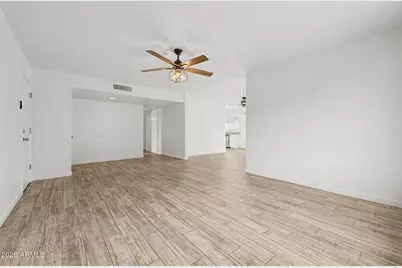 3529 W Acapulco Lane, Phoenix, AZ 85053 - Photo 6