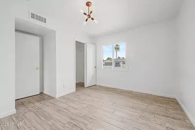 3529 W Acapulco Lane, Phoenix, AZ 85053 - Photo 20