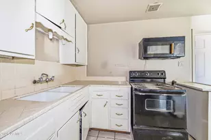 6532 N 19th Dr, Phoenix, AZ 85015 - Photo 10