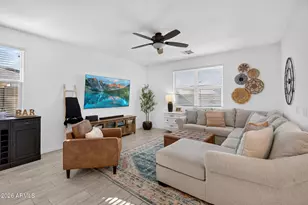 728 W Magena Dr, San Tan Valley, AZ 85140 - Photo 4