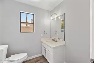 10359 E Davenport Dr, Scottsdale, AZ 85260 - Photo 14
