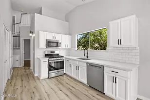 10359 E Davenport Dr, Scottsdale, AZ 85260 - Photo 10