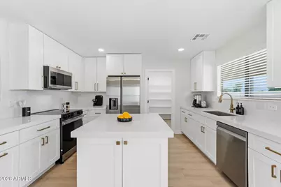2300 W 22nd Avenue, Apache Junction, AZ 85120 - Photo 14