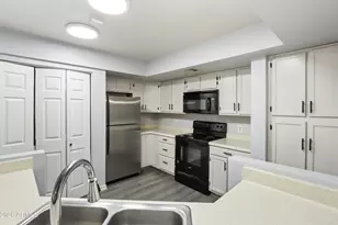 1331 W Baseline Rd, Mesa, AZ 85202 - Photo 2