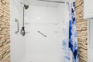120 N Val Vista Dr, Mesa, AZ 85213 - Photo 32