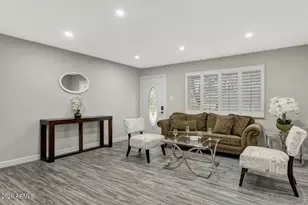 7846 E Belleview St, Scottsdale, AZ 85257 - Photo 4