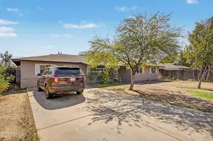 519 N Cheri Lynn Dr, Chandler, AZ 85225 - Photo 2