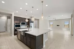 3005 E Herrera Dr, Phoenix, AZ 85050 - Photo 4