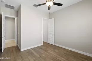 3005 E Herrera Dr, Phoenix, AZ 85050 - Photo 10