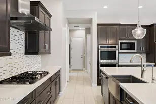 3005 E Herrera Dr, Phoenix, AZ 85050 - Photo 14