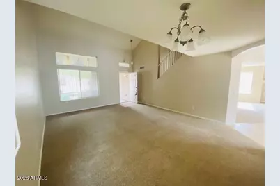 426 S 111th Drive, Avondale, AZ 85323 - Photo 12