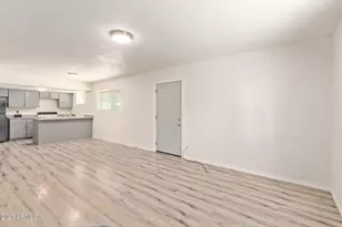 2633 W Ocotillo Rd, Phoenix, AZ 85017 - Photo 6