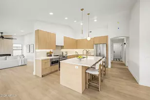 4361 E Meadow Dr, Phoenix, AZ 85032 - Photo 2
