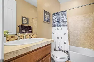 13348 W Gloria Ln, Peoria, AZ 85383 - Photo 44