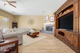 13348 W Gloria Ln, Peoria, AZ 85383 - Photo 14