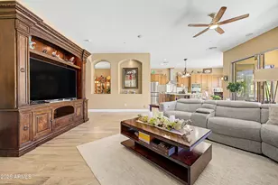 13348 W Gloria Ln, Peoria, AZ 85383 - Photo 16