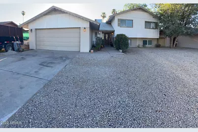 14027 N 33rd Drive, Phoenix, AZ 85053 - Photo 2
